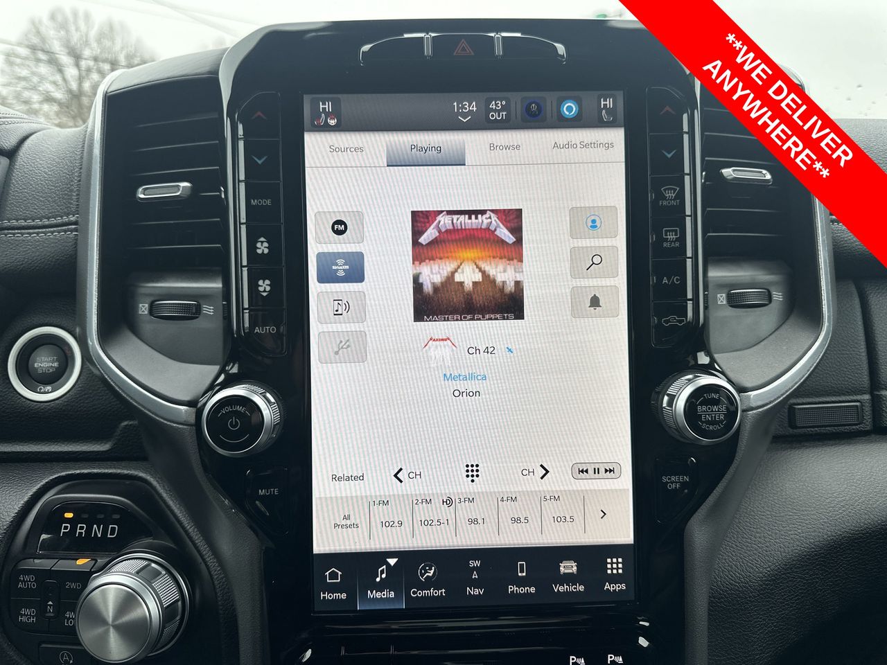 2023 Ram 1500 Laramie photo 3