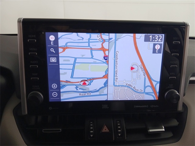 2022 Toyota RAV4 Hybrid Limited photo 12