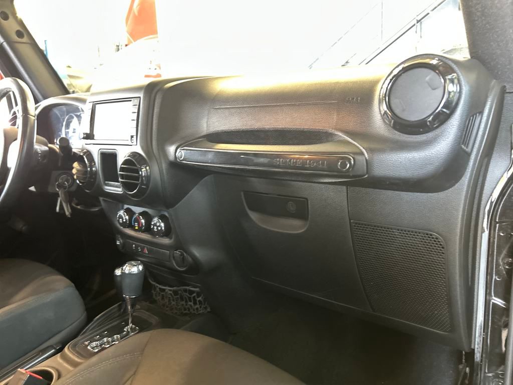 2016 Jeep Wrangler Willys Wheeler photo 11