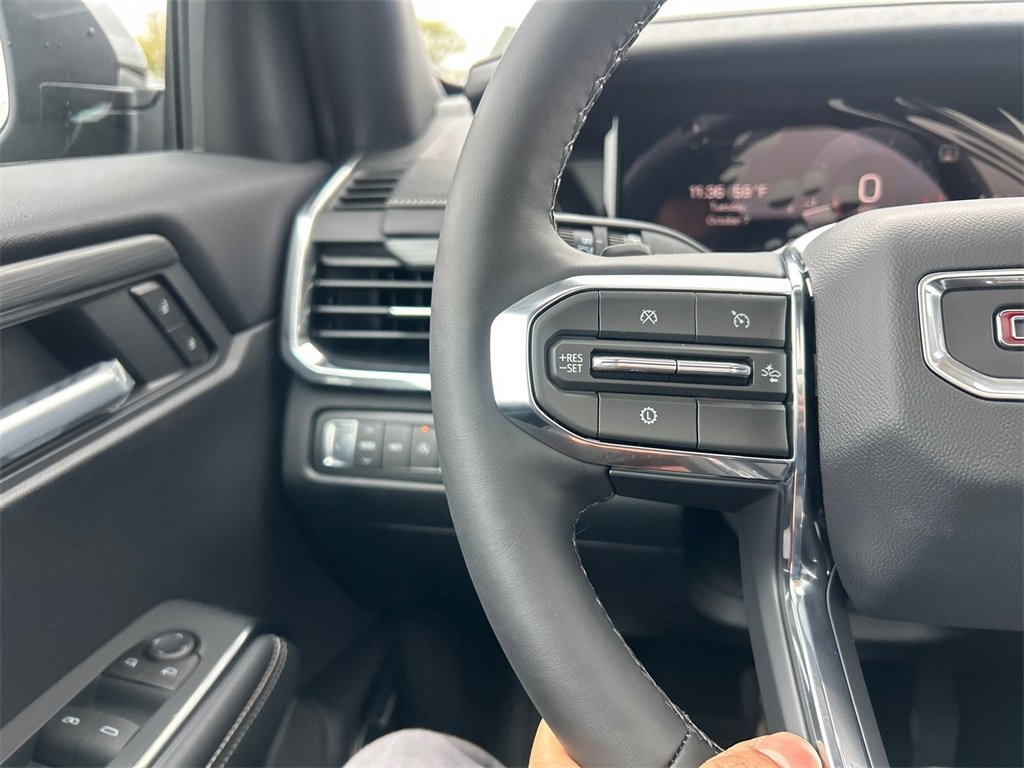 2026 GMC ACADIA - Image 18