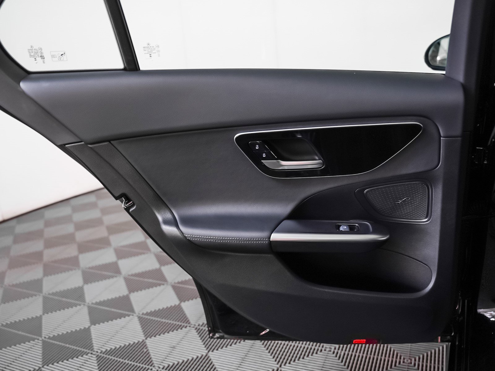 2025 Mercedes Benz C 300 Sedan photo 19