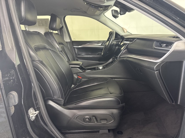 2021 Jeep Grand Cherokee Limited photo 4