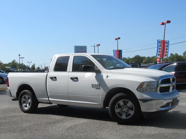 2024 Ram 1500 Classic SLT photo 3