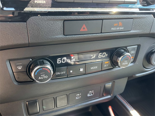 2022 Nissan Frontier PRO-4X photo 36