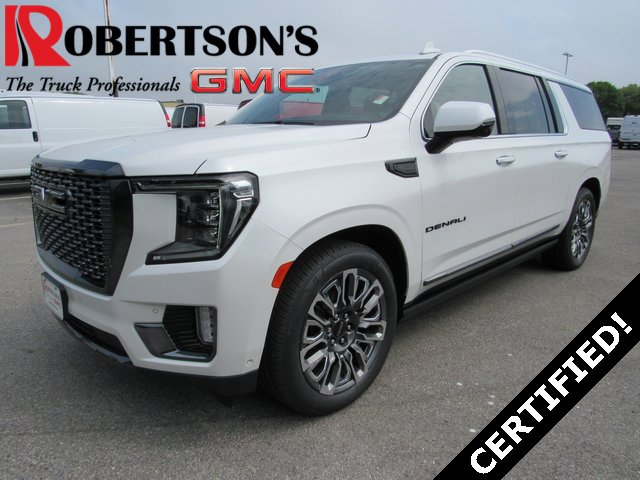 2023 GMC Yukon XL Denali Ultimate's photo