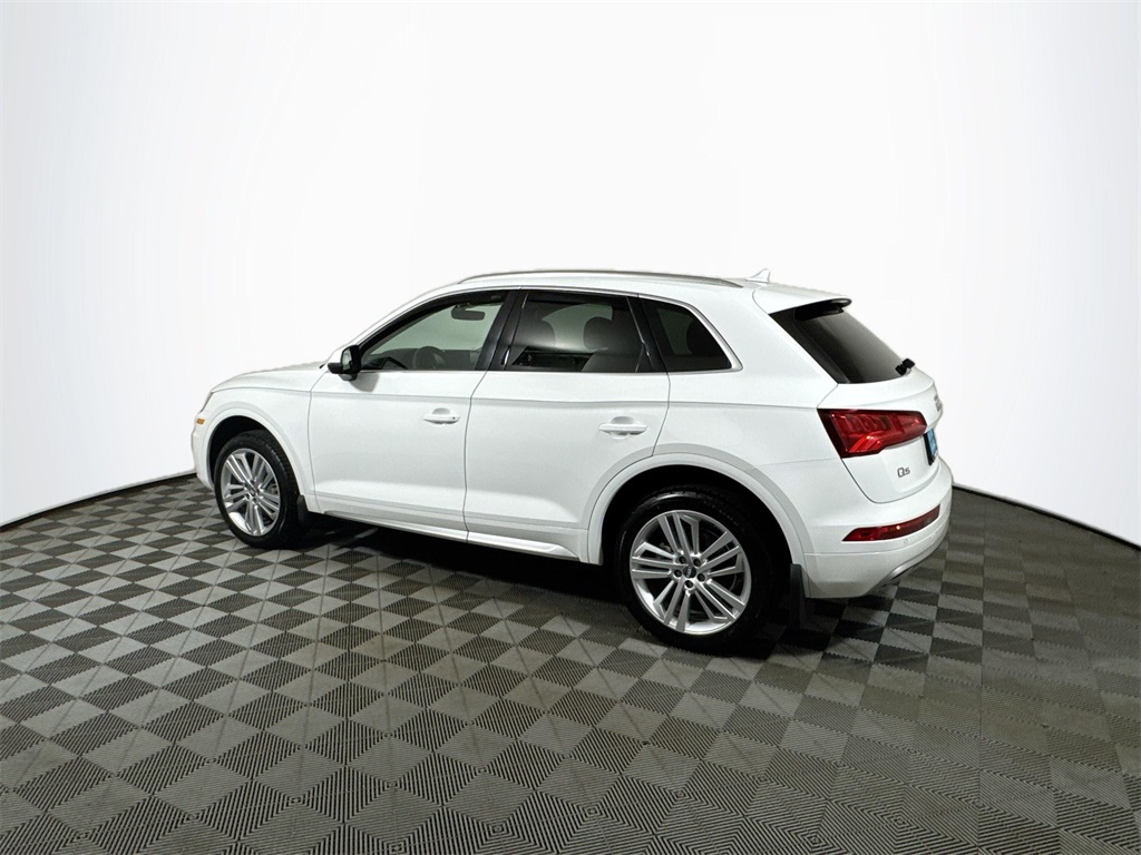 2018 Audi Q5 2.0T Premium Plus photo 13