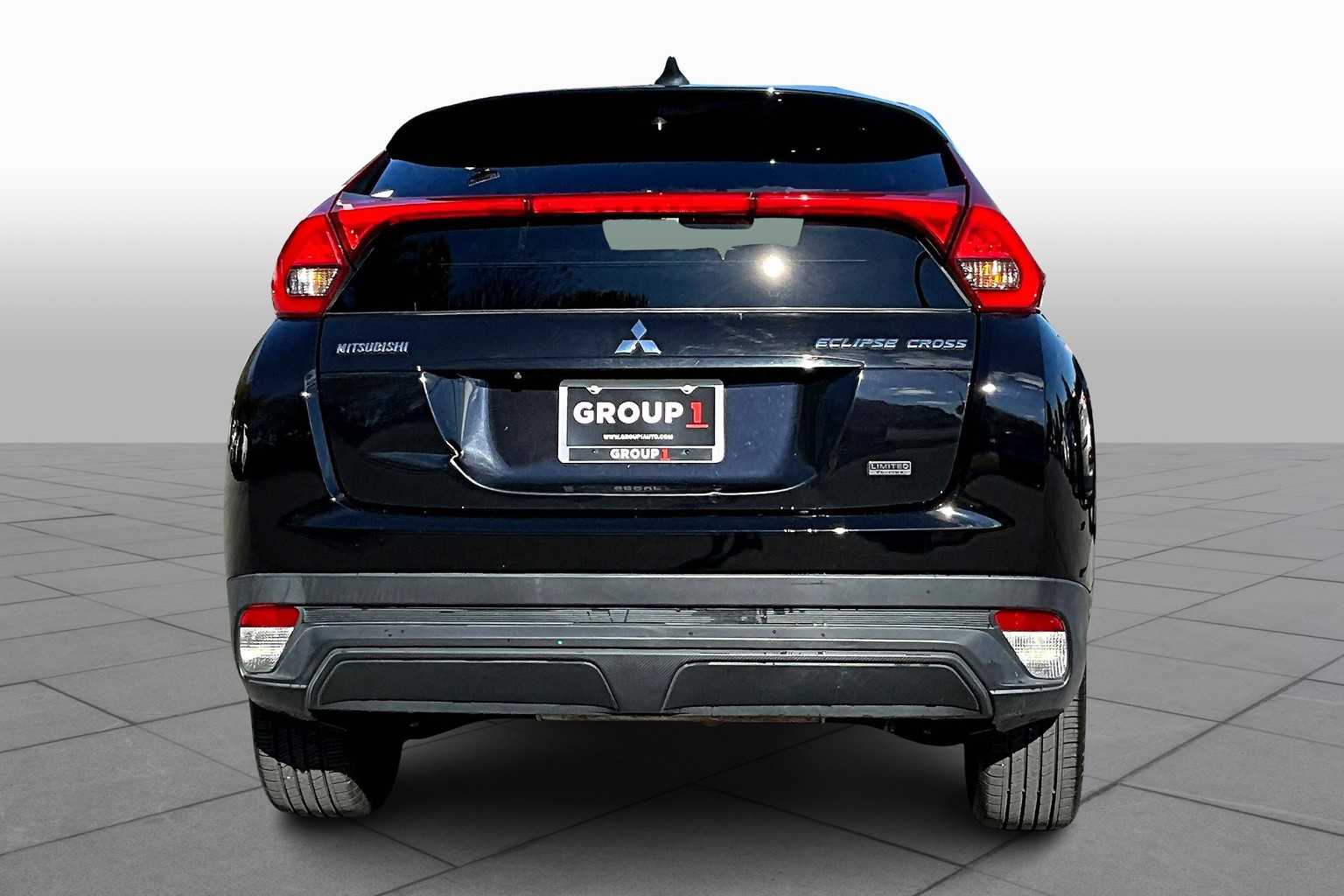 2018 Mitsubishi Eclipse Cross LE photo 4