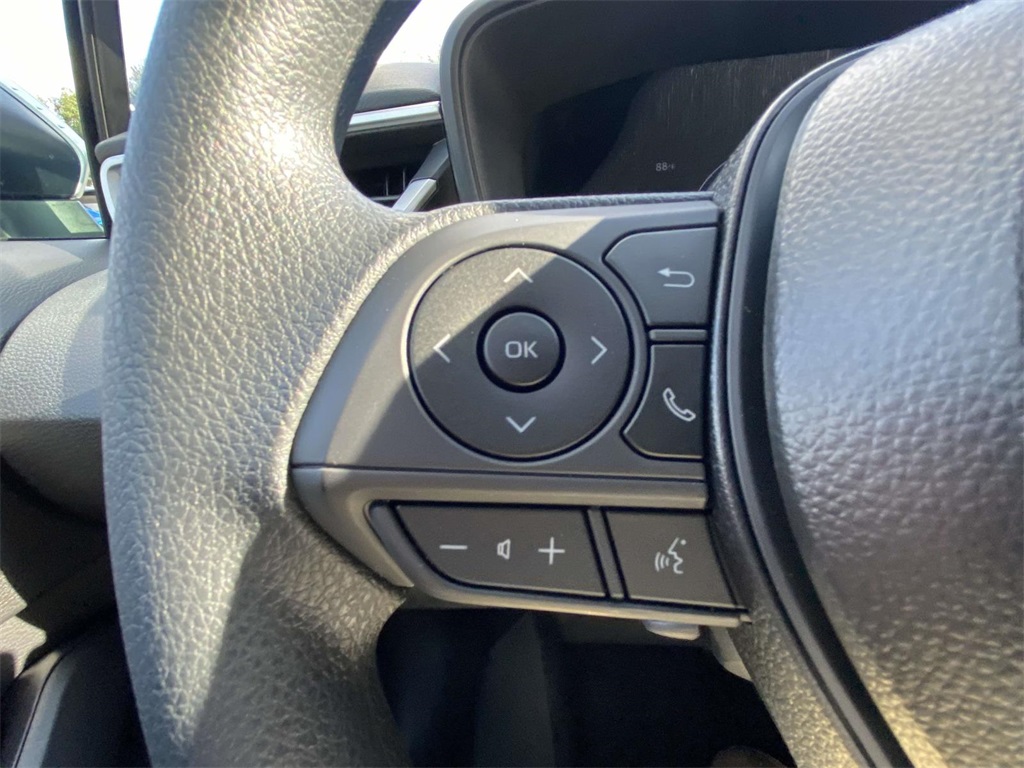 2026 Toyota Corolla LE photo 20