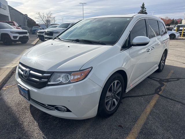 2017 Honda Odyssey Touring Elite photo 4