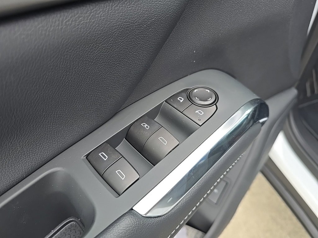 2025 Chevrolet Traverse photo 22