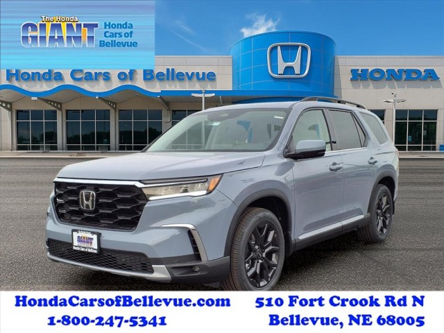 2025 Honda Pilot Touring's photo