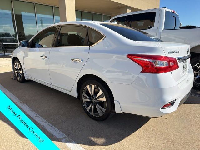 2019 Nissan Sentra SV photo 3