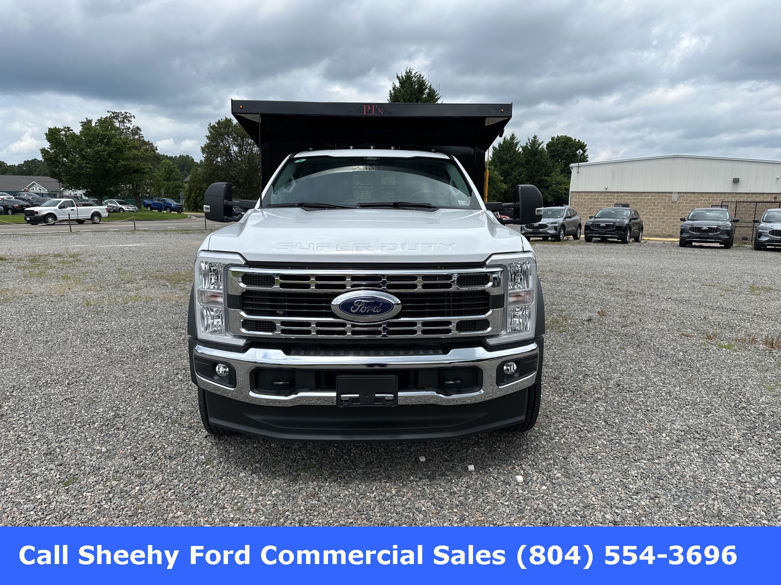 2024 Ford F-550 photo 3