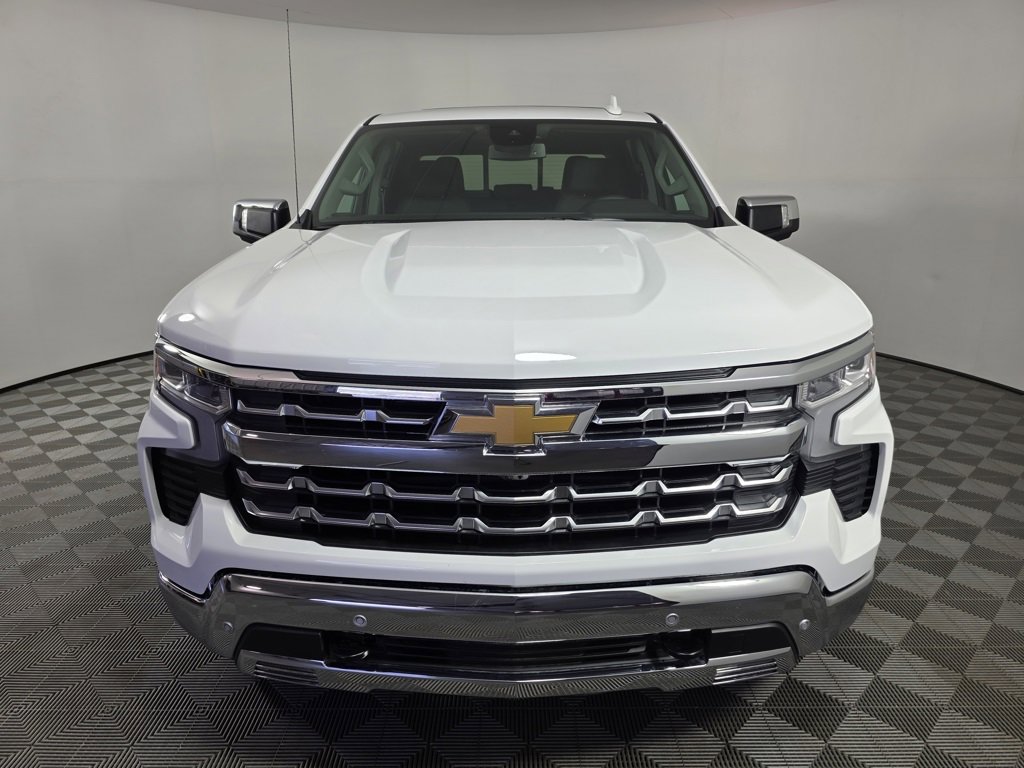 2025 Chevrolet Silverado 1500 LTZ photo 8