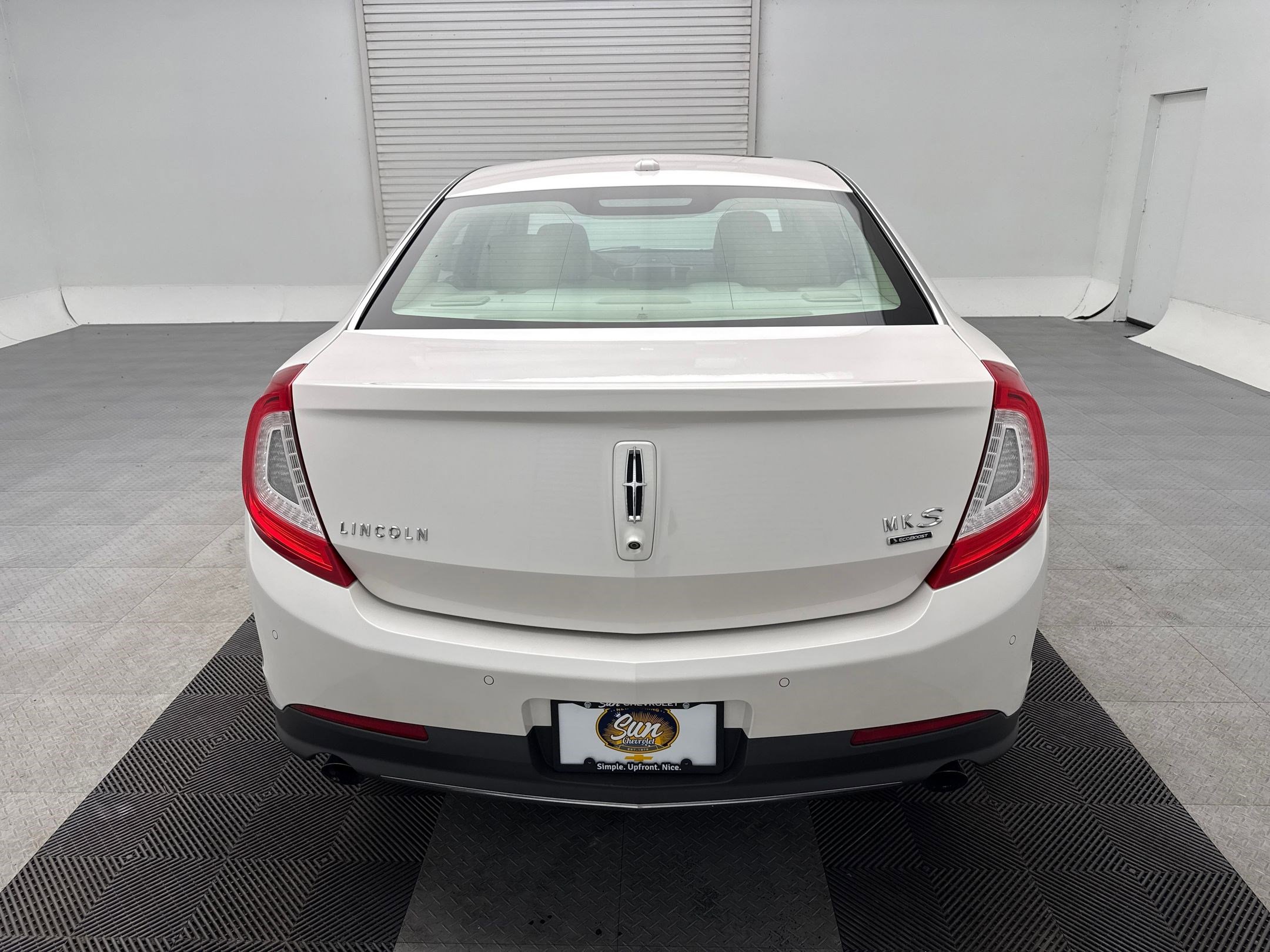 2014 Lincoln MKS EcoBoost photo 9