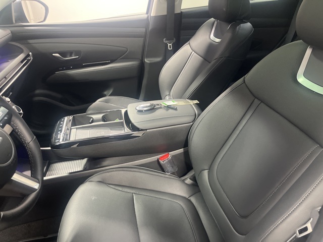 2025 Hyundai Tucson Limited photo 7