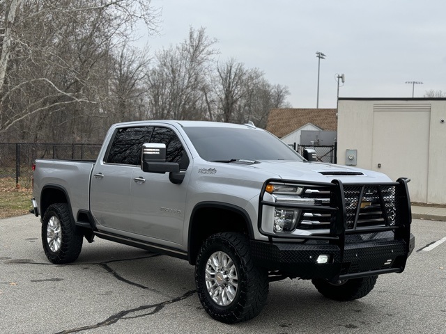 2023 Chevrolet Silverado 2500HD High Country photo 3