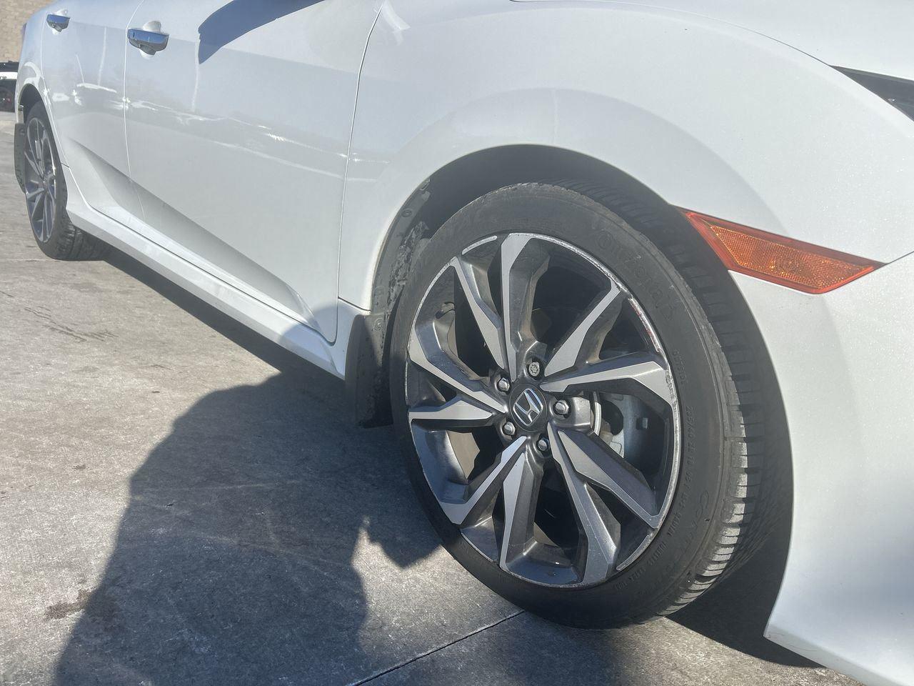 Used 2020 Honda Civic Touring with VIN 19XFC1F99LE002192 for sale in Kansas City