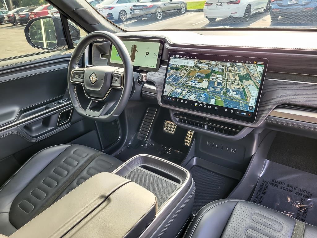 2023 Rivian R1T Adventure photo 21