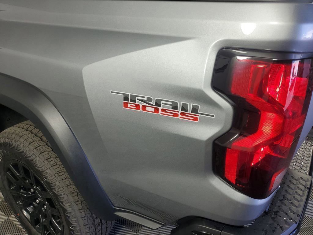2026 Chevrolet Colorado Trail Boss photo 28