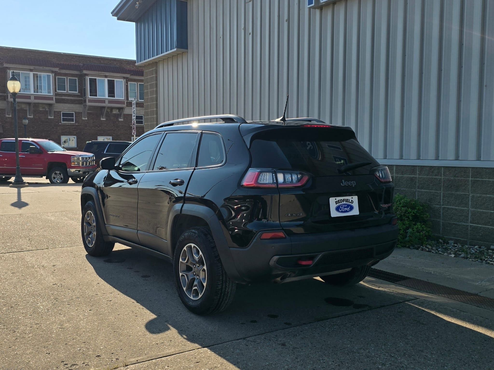 2020 Jeep Cherokee Trailhawk photo 3