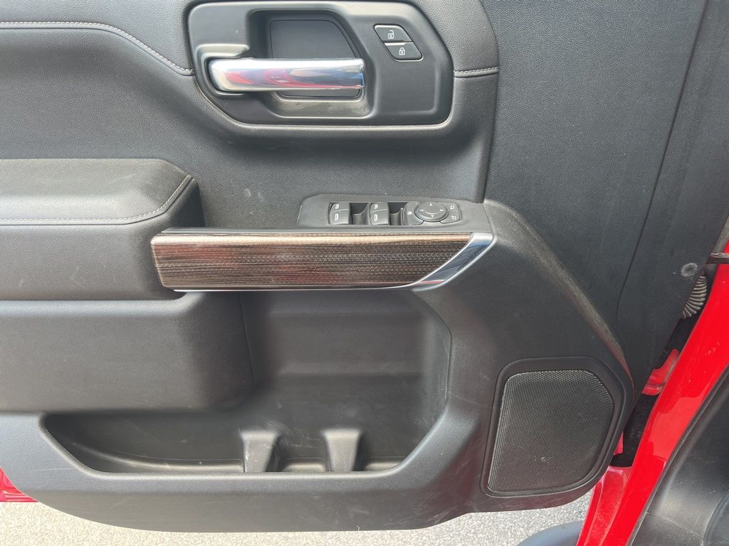 2021 Chevrolet Silverado 1500 RST photo 15