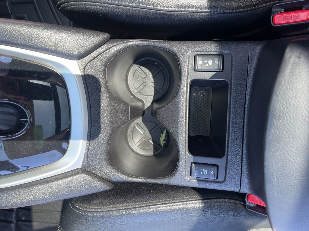 2016 Nissan Rogue SL photo 21