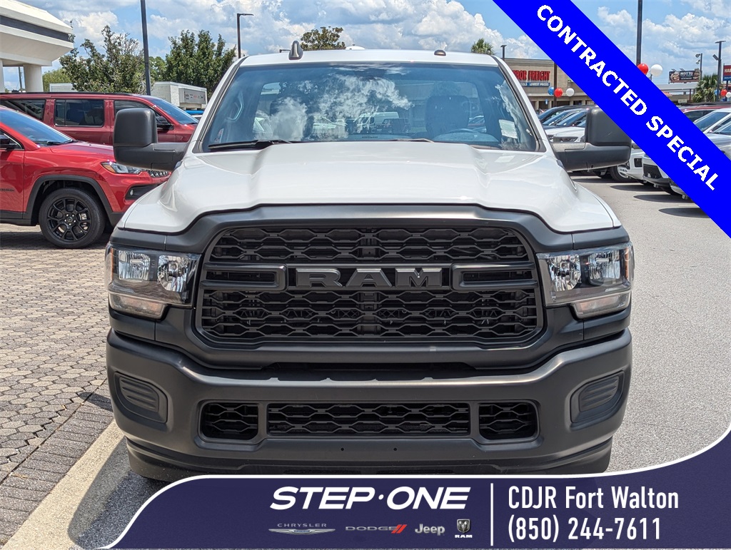 2023 Ram 2500 Tradesman photo 8