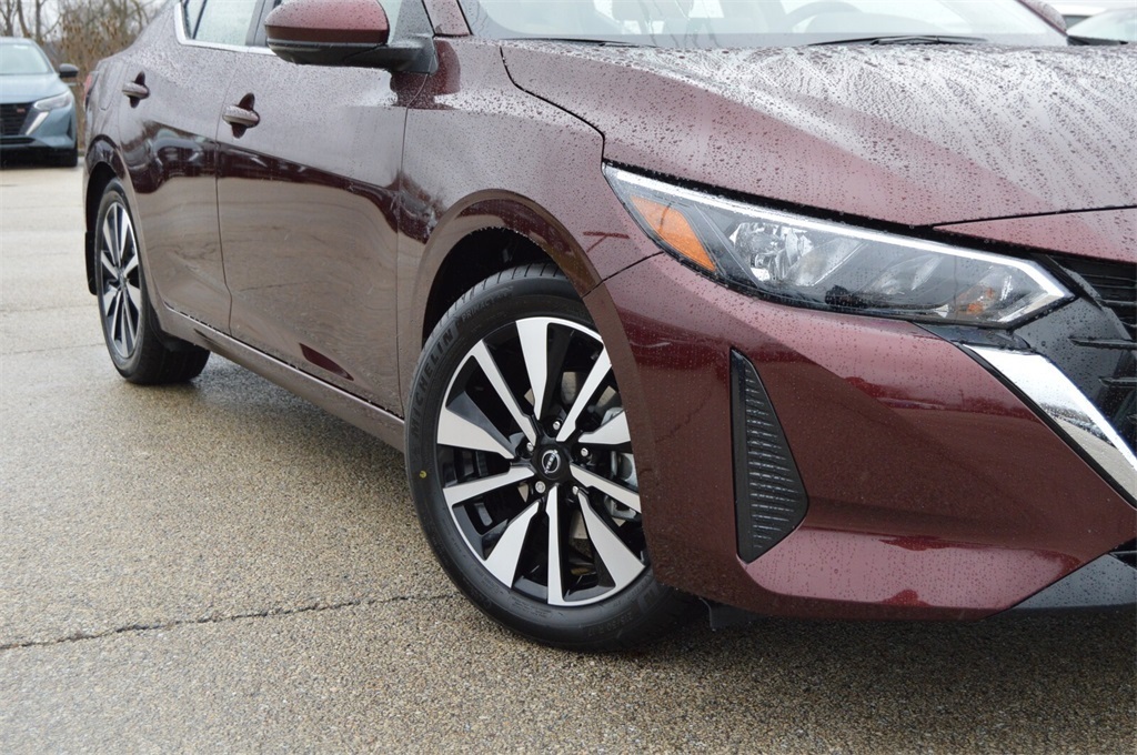 2025 Nissan Sentra SV photo 3