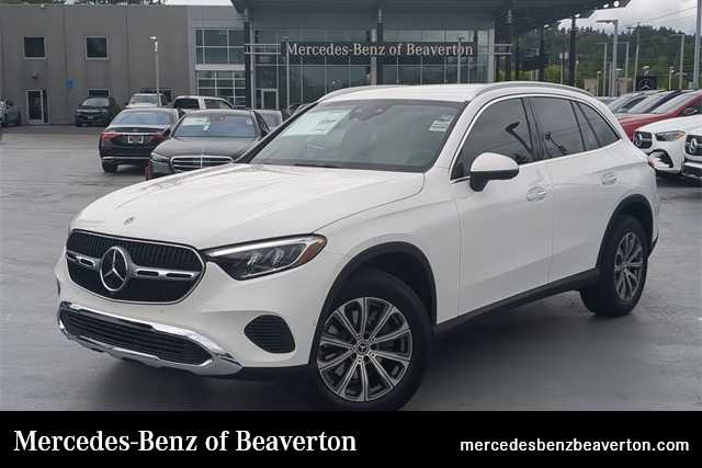 2025 Mercedes-Benz GLC