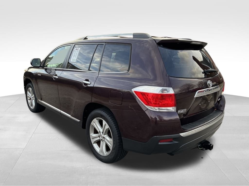 2013 Toyota Highlander Limited photo 2