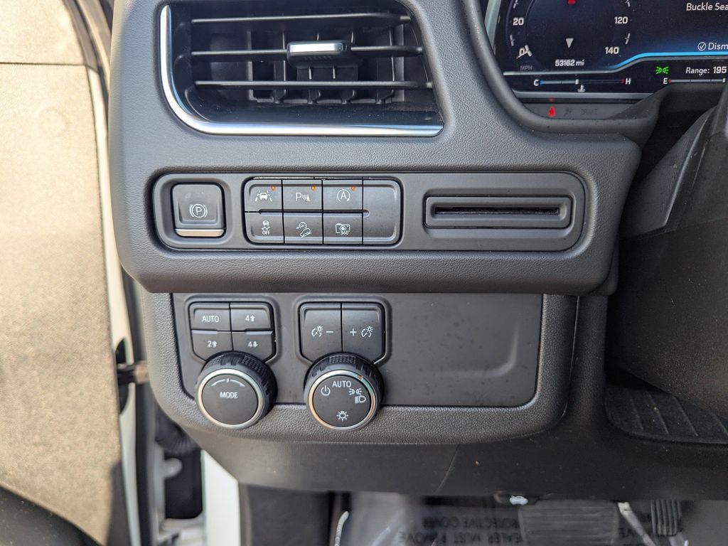 2023 Chevrolet Tahoe Z71 photo 32