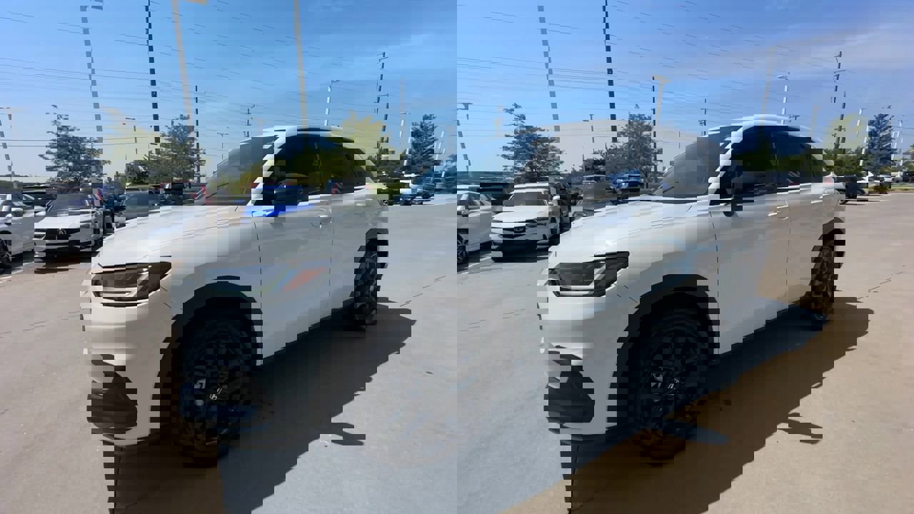 2025 Honda HR-V Sport photo 2