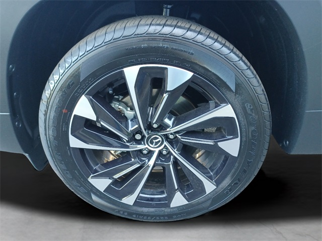 2025 Mazda CX-50 Premium Plus photo 9