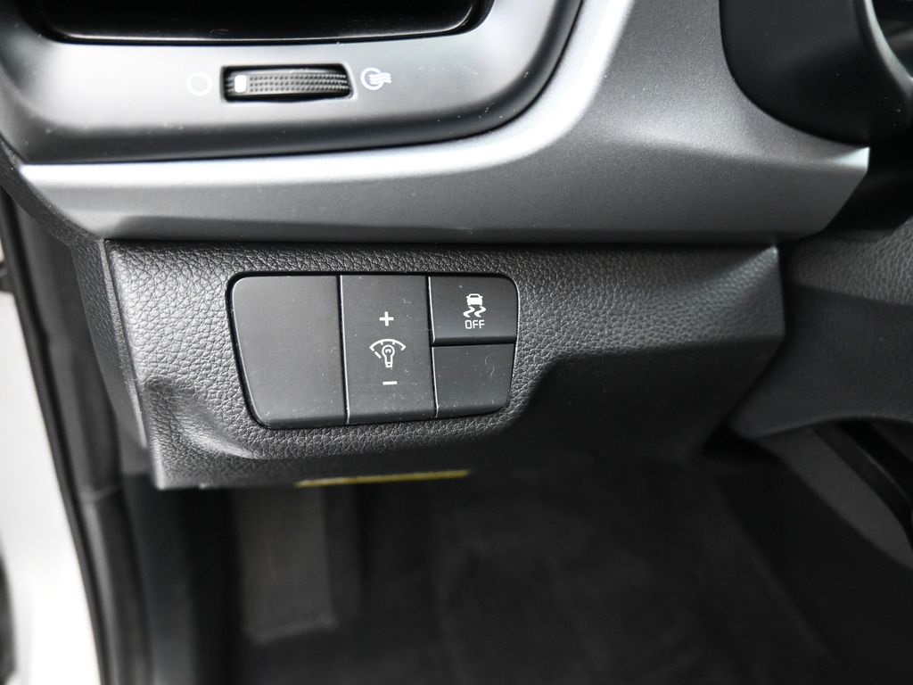 2020 Kia Rio LX photo 12