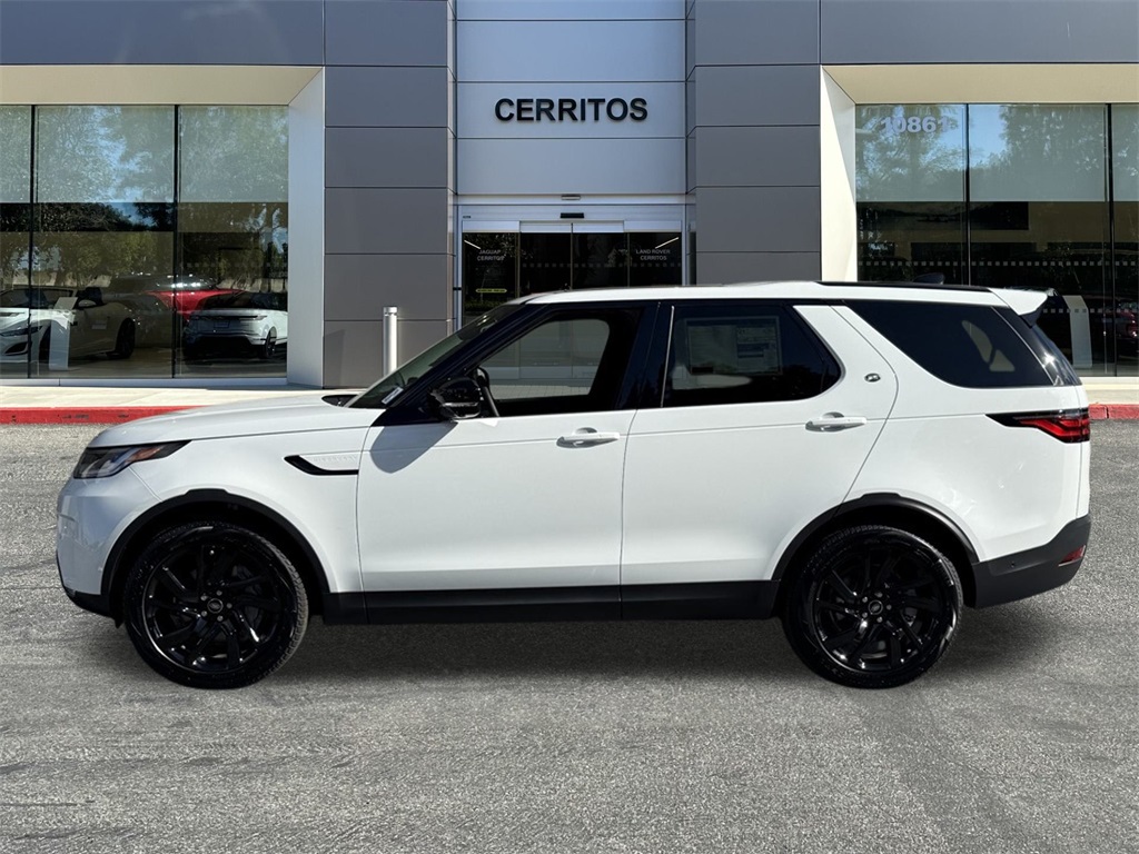 2025 Land Rover Discovery S photo 7
