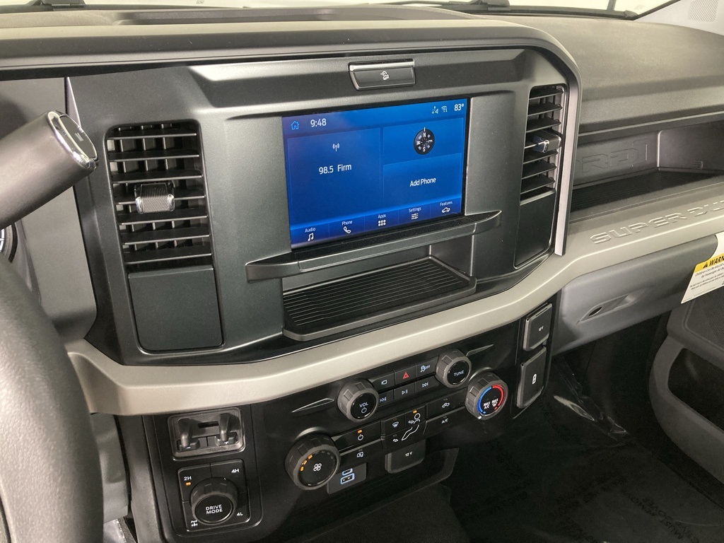 2025 Ford F-350 XL photo 2
