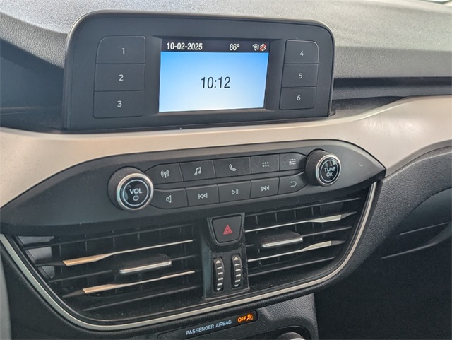2022 Ford Escape S photo 18