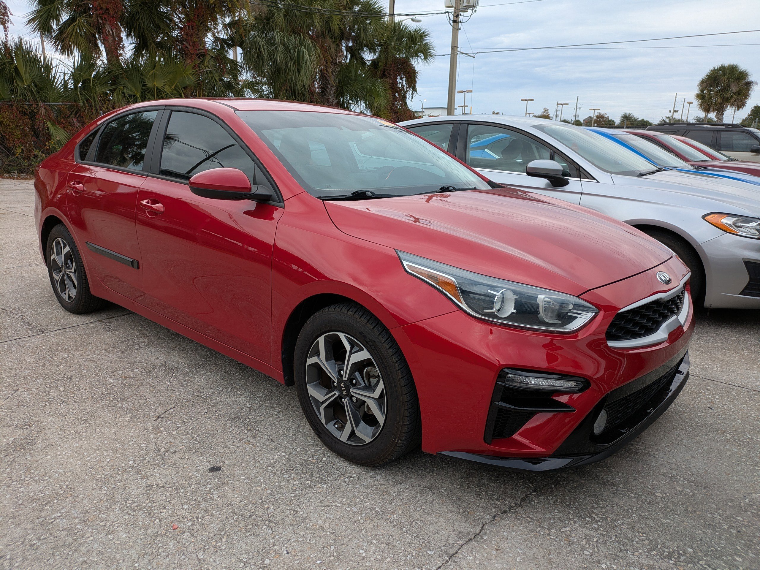 2020 Kia Forte LXS photo 2