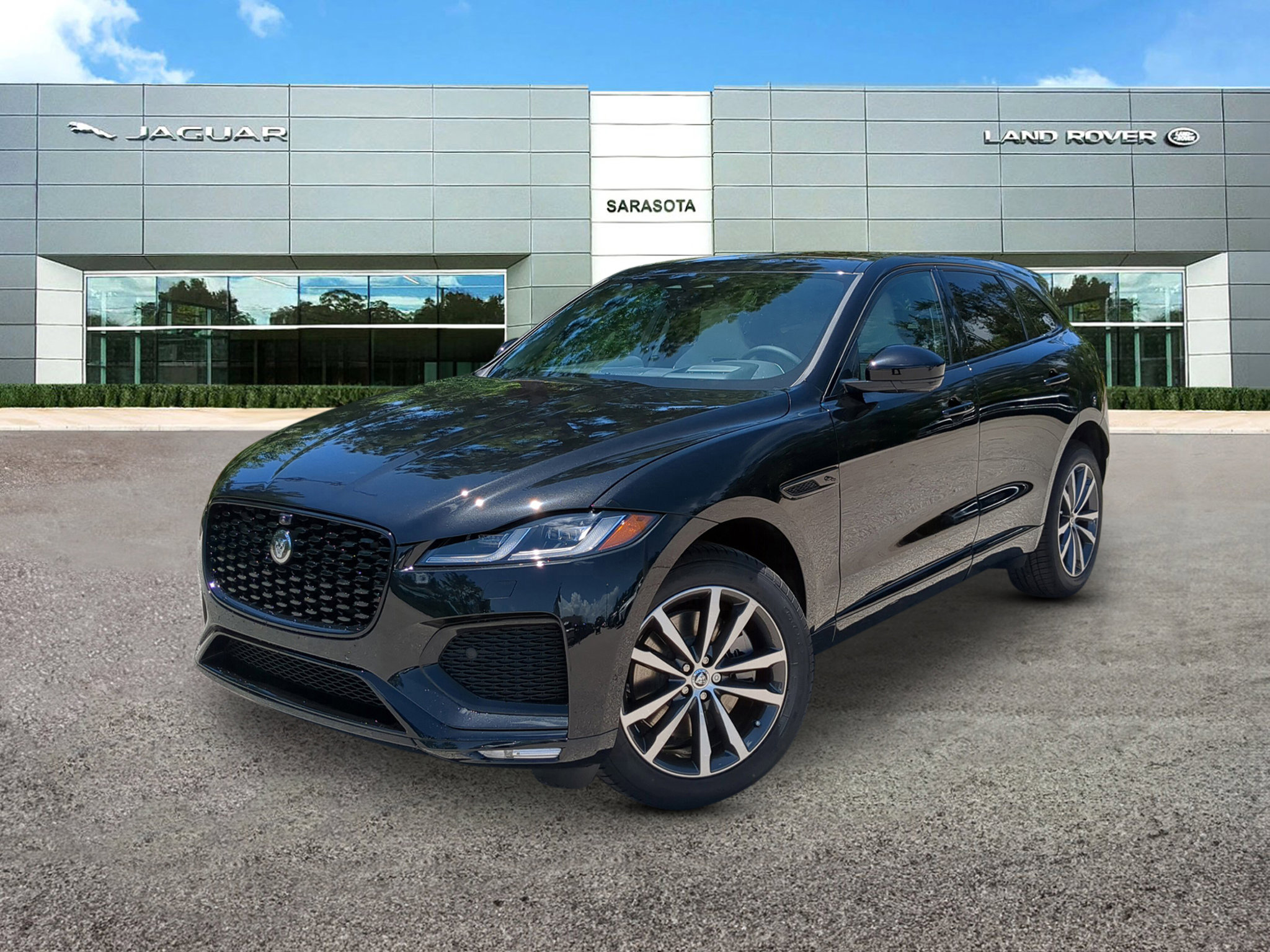 2026 Jaguar F-Pace R-Dynamic S's photo