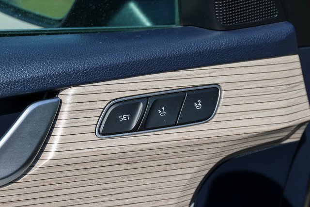 2020 Hyundai Palisade SEL photo 9