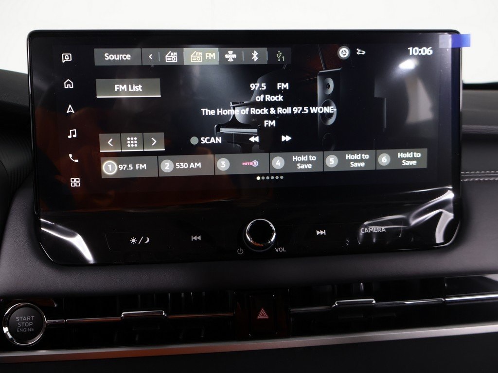 2025 Mitsubishi Outlander ES photo 40