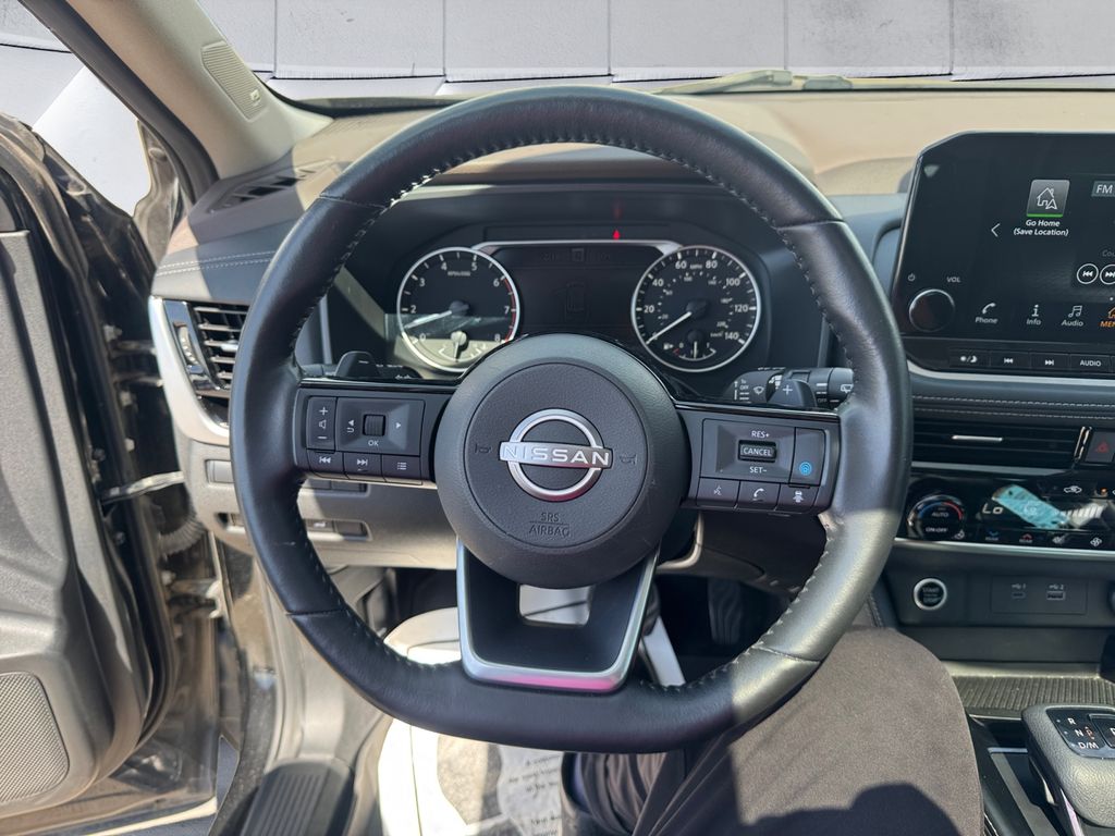 2023 Nissan Rogue SL photo 9