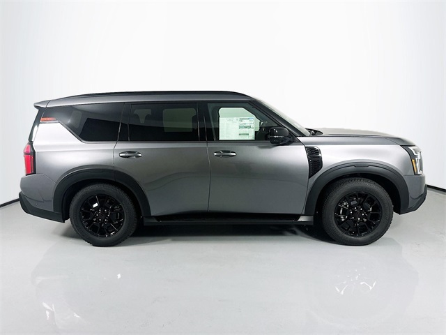 2025 Nissan Armada photo 3