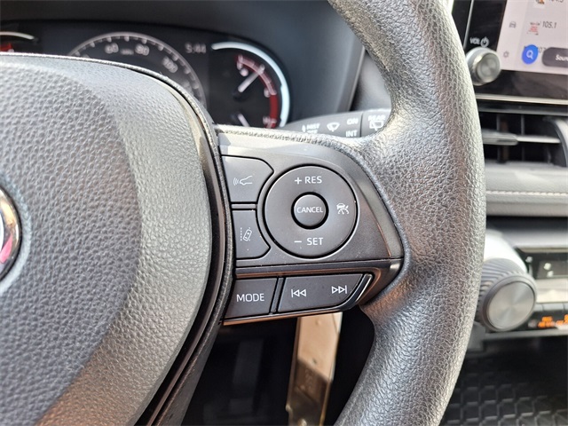 2024 Toyota RAV4 LE photo 18