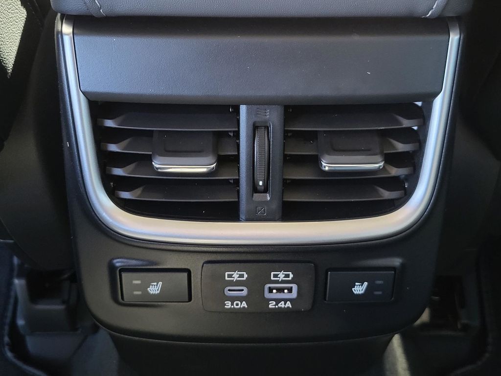 2023 Subaru Outback Touring XT photo 14