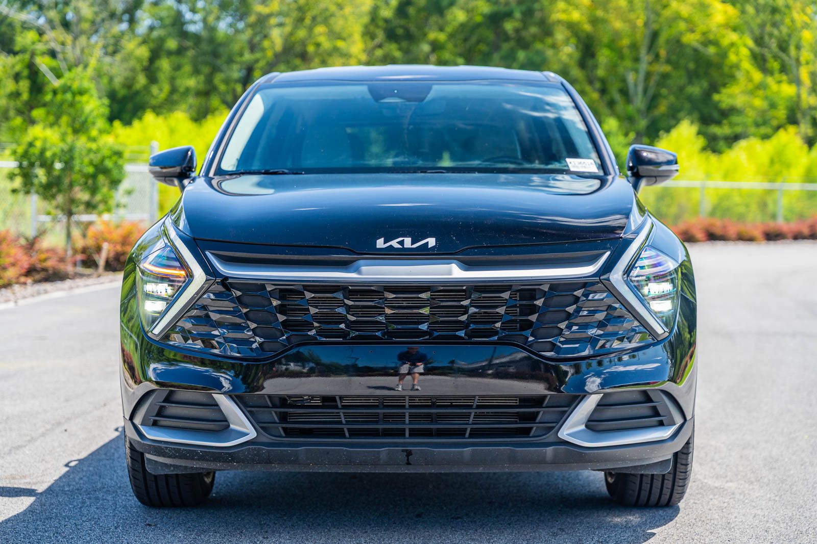 2024 Kia Sportage EX photo 2