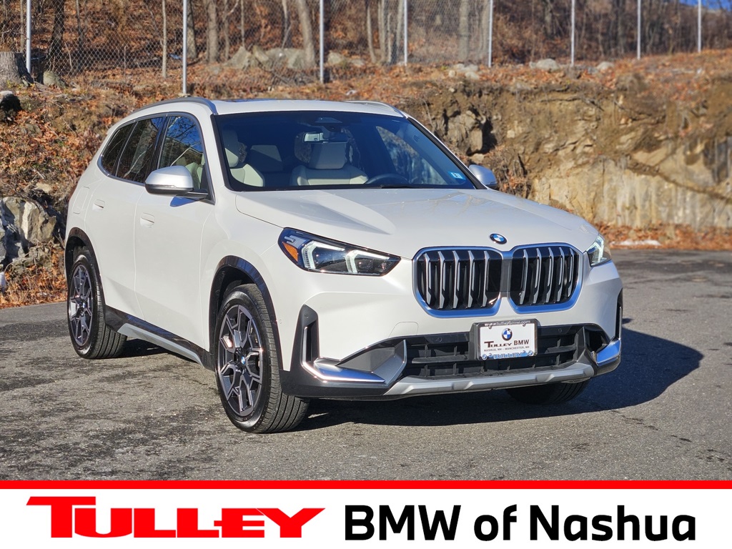 2024 BMW X1 28i's photo