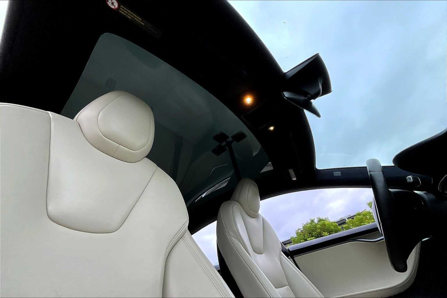2021 Tesla Model S Long Range Plus photo 13