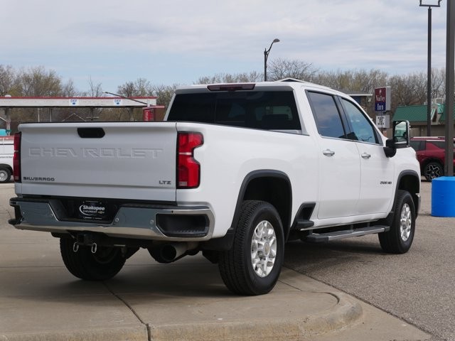 2024 Chevrolet Silverado 2500HD LTZ photo 3